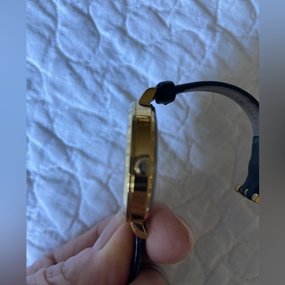 Kate Spade ♠️ NY Watch - Picture 9 of 12